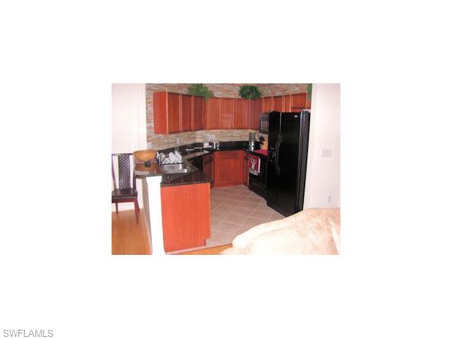 10060 Lake Cove DR, Fort Myers, FL 33908