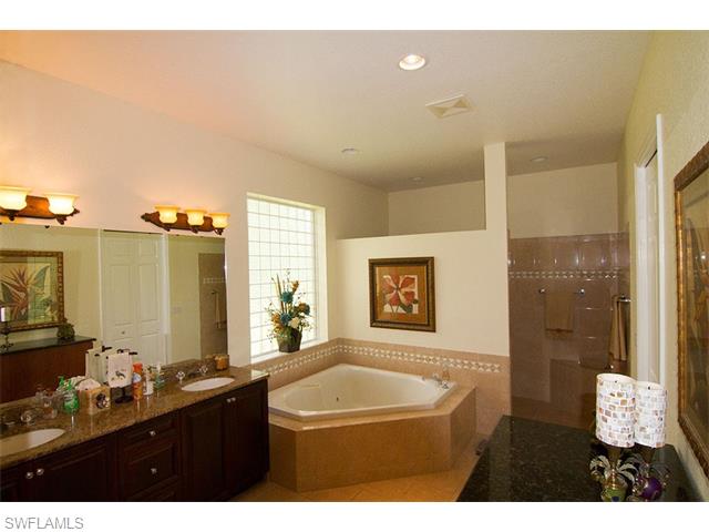 8540 Belle Meade DR, Fort Myers, FL 33908