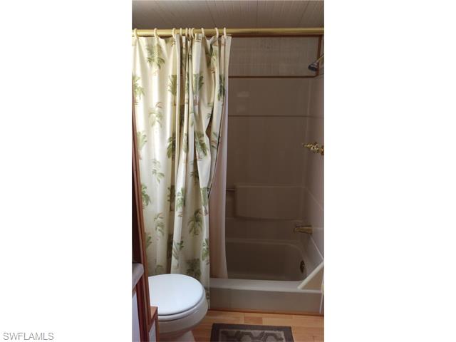 5753 Pink Panther DR, Fort Myers, FL 33908