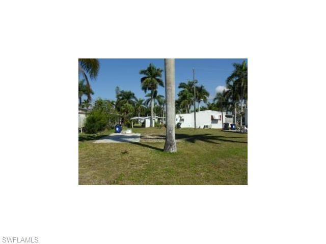 12120 Cypress DR, Fort Myers, FL 33908