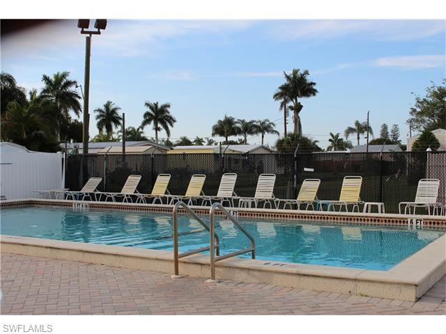 11154 Stardust DR, Fort Myers, FL 33908