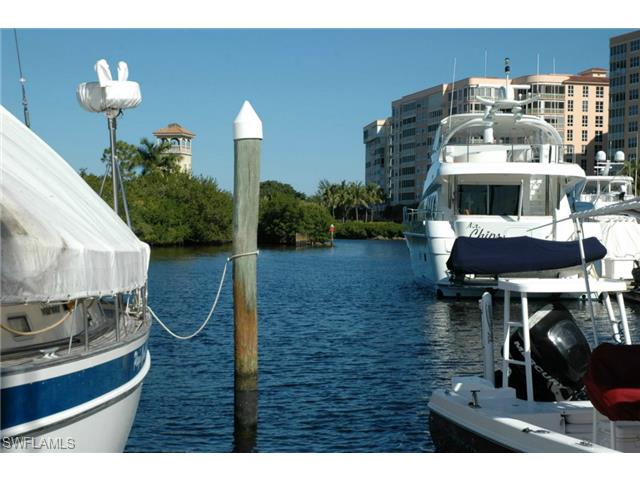 38&#039; Boat Slip at Gulf Harbour H-9, Fort Myers, FL 33908