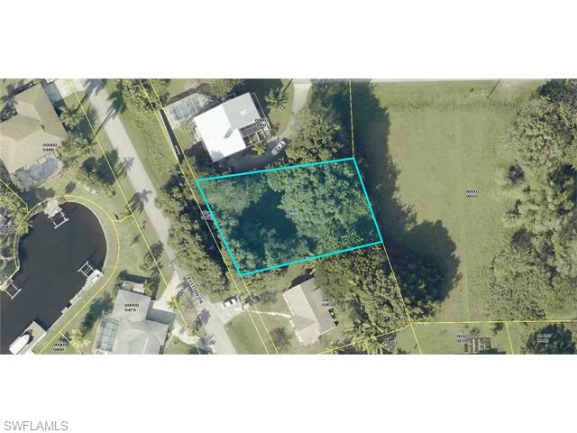 15271 Tahitian DR, Fort Myers, FL 33908