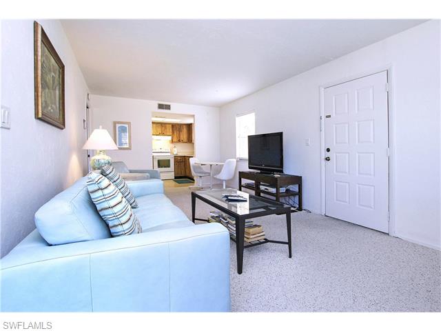 16881 Davis RD, Fort Myers, FL 33908