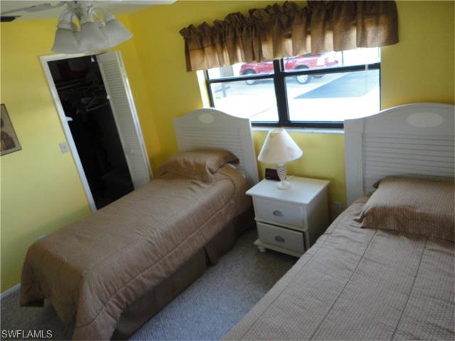 11651 Caraway LN, Fort Myers, FL 33908