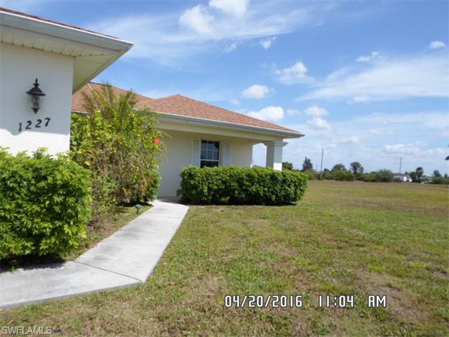 1227 NE 40th ST, Cape Coral, FL 33909