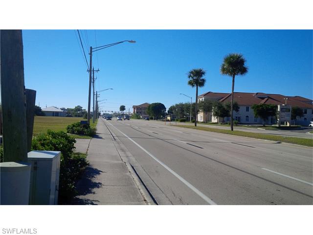 441 Del Prado BLVD N, Cape Coral, FL 33909