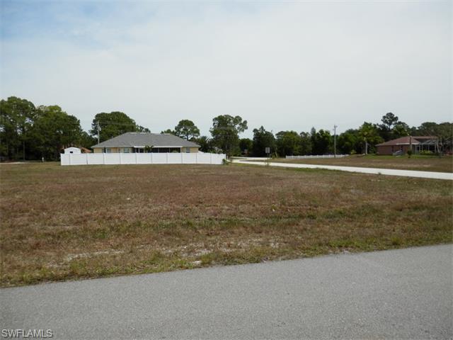 533 NE 31st TER, Cape Coral, FL 33909