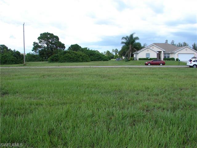 4208 NE 22nd AVE, Cape Coral, FL 33909