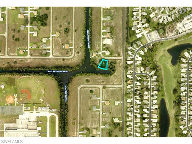 2322 NE 39th TER, Cape Coral, FL 33909