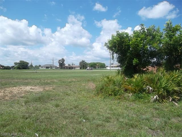539 NE 6th TER, Cape Coral, FL 33909