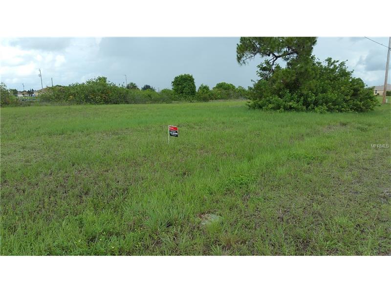 227 N 15TH STREET, Cape Coral, FL 33909