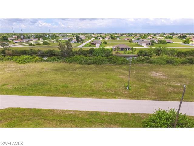 2311 NE 5th PL, Cape Coral, FL 33909