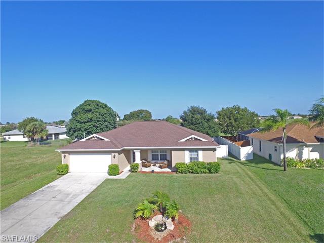 317 NE 10th TER, Cape Coral, FL 33909
