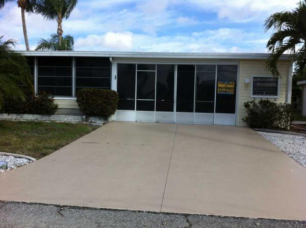 Jamaica Bay29 UMBER COURTFort Myers, FL 33912