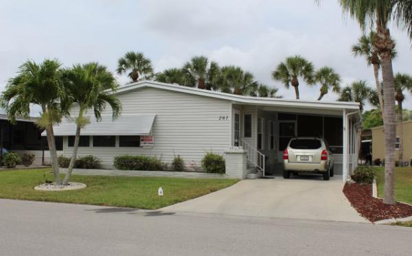 Jamaica Bay267 Wecuwa DriveFort Myers, FL 33912