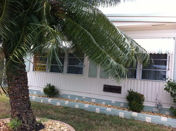 Jamaica Bay75 PUNTA COURTFort Myers, FL 33912