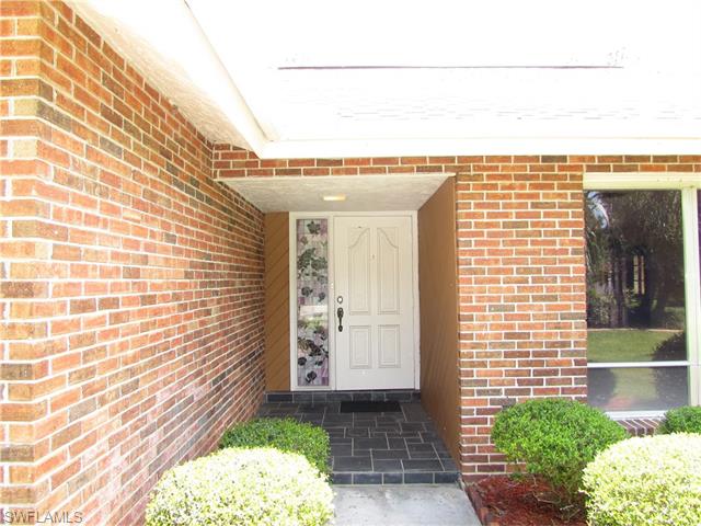 13543 Pine Villa LN, Fort Myers, FL 33912