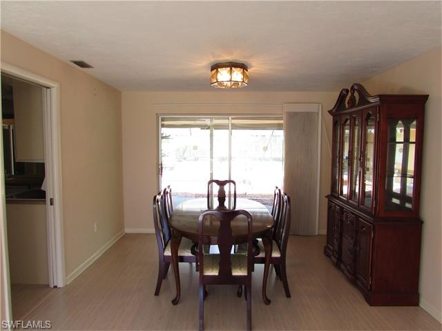 13543 Pine Villa LN, Fort Myers, FL 33912
