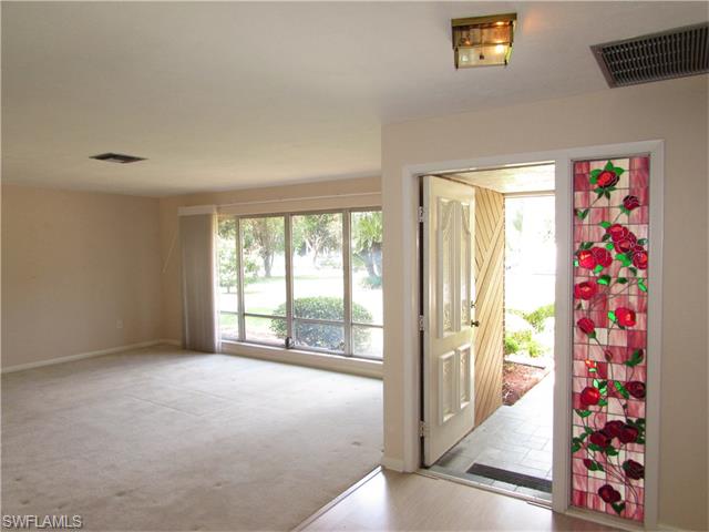 13543 Pine Villa LN, Fort Myers, FL 33912