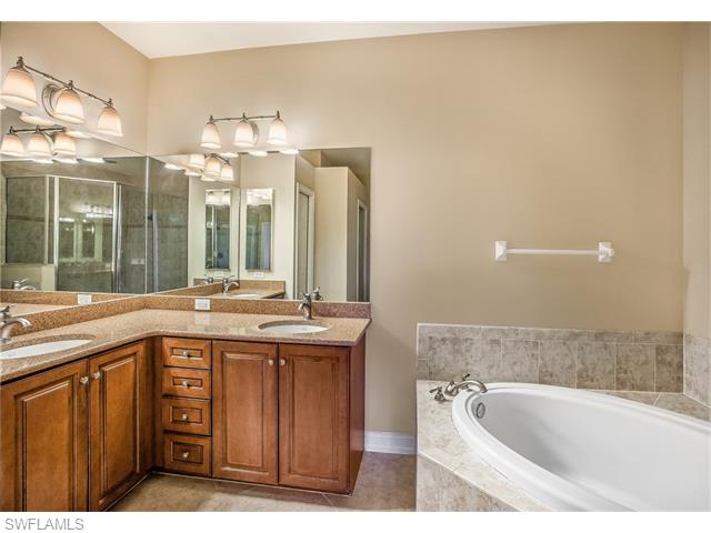 9291 Triana TER, Fort Myers, FL 33912