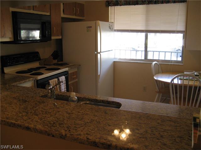 13094 Cross Creek CT, Fort Myers, FL 33912