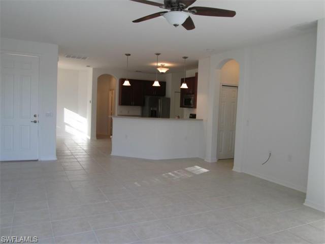 10627 Camarelle CIR, Fort Myers, FL 33913