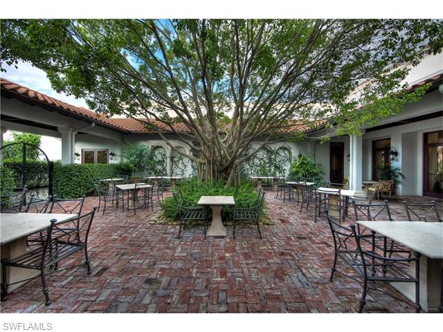 10050 VALIANT CT, Miromar Lakes, FL 33913