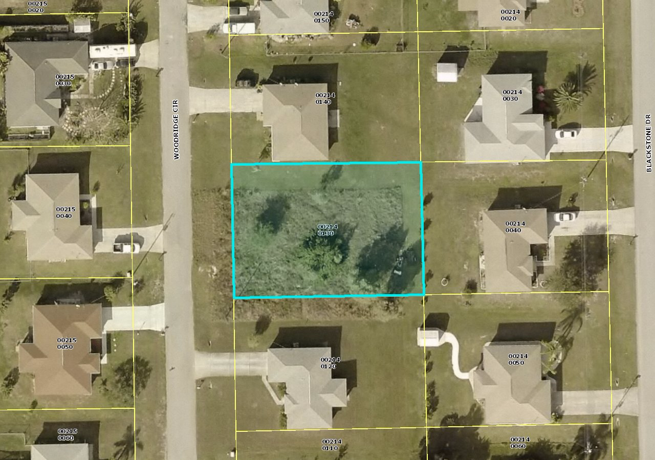 837 Woodridge Cir., Fort Myers, FL 33913