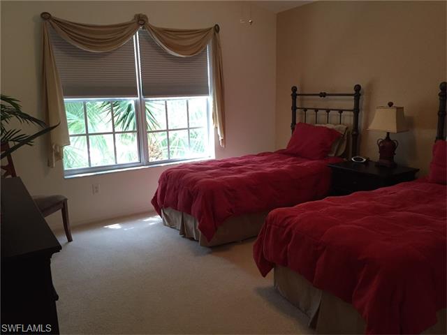 9611 Hemingway LN, Fort Myers, FL 33913