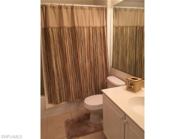 9611 Hemingway LN, Fort Myers, FL 33913