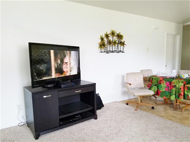 4217 SW 7th PL, Cape Coral, FL 33914