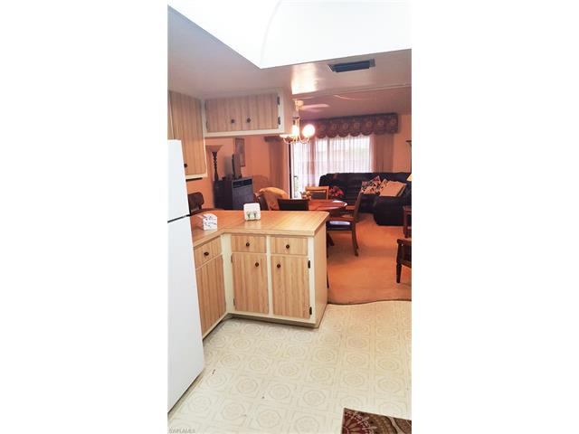 1202 Cape Coral PKY W, Cape Coral, FL 33914