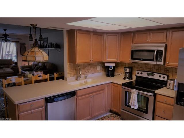 905 SW 48th TER, Cape Coral, FL 33914