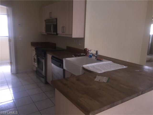 1427 SW 38th ST, Cape Coral, FL 33914