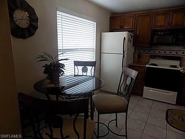 4708 SW 8th PL, Cape Coral, FL 33914