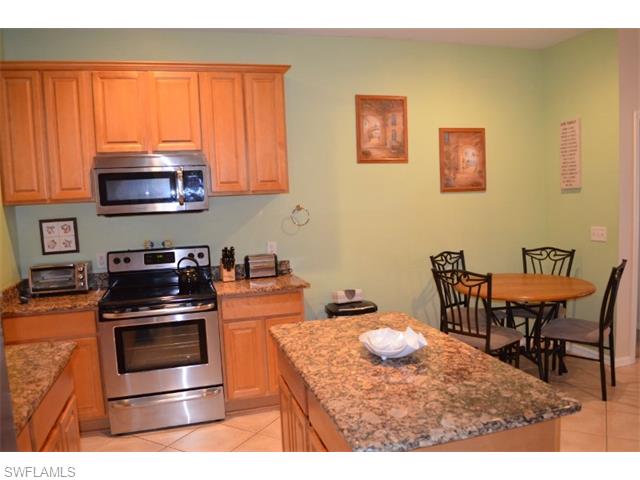 2928 SW 9th PL, Cape Coral, FL 33914
