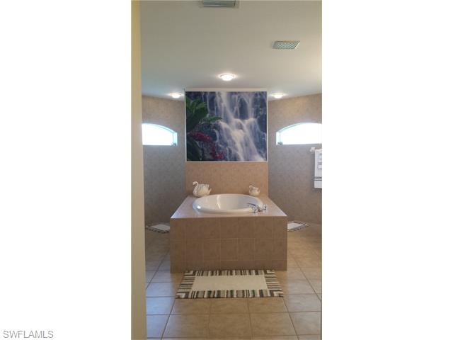 3706 SW 21st PL, Cape Coral, FL 33914