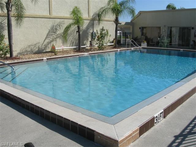 4513 SW 8th CT, Cape Coral, FL 33914