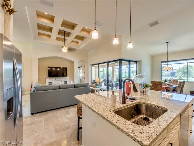 2112 SW 28th LN, Cape Coral, FL 33914