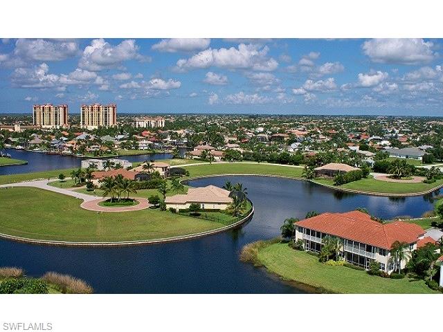 2712 Miracle PKY, Cape Coral, FL 33914