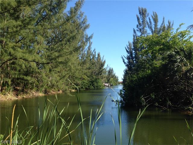 3413 SW 17th PL, Cape Coral, FL 33914
