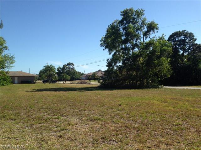 3413 SW 17th PL, Cape Coral, FL 33914