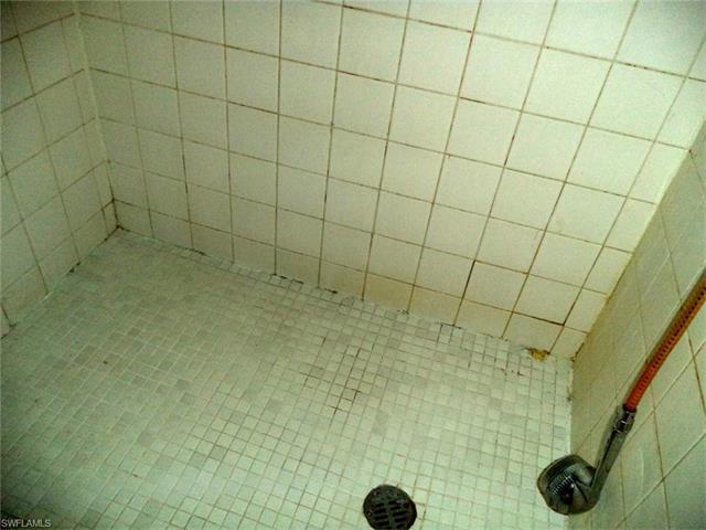329 SW 29th ST, Cape Coral, FL 33914