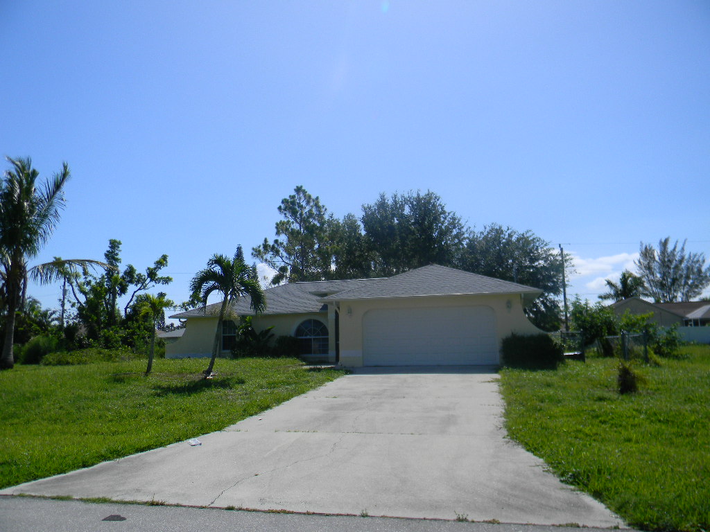 4121 SW 14th PL, Cape Coral, FL 33914
