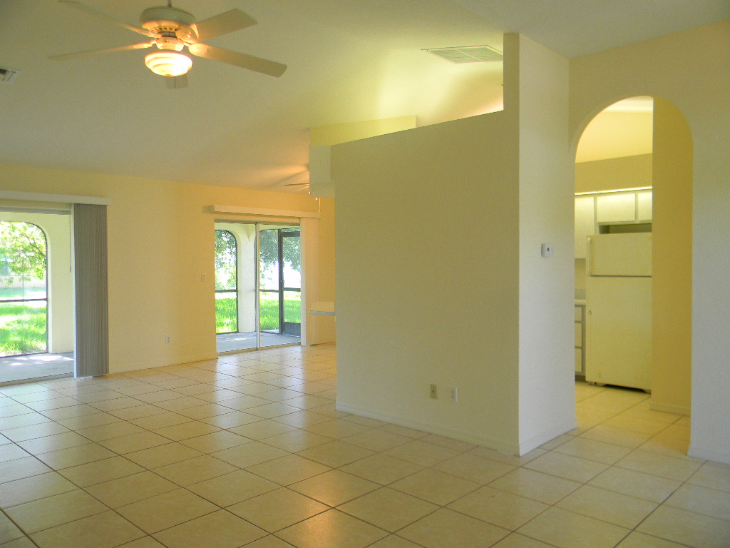 4121 SW 14th PL, Cape Coral, FL 33914