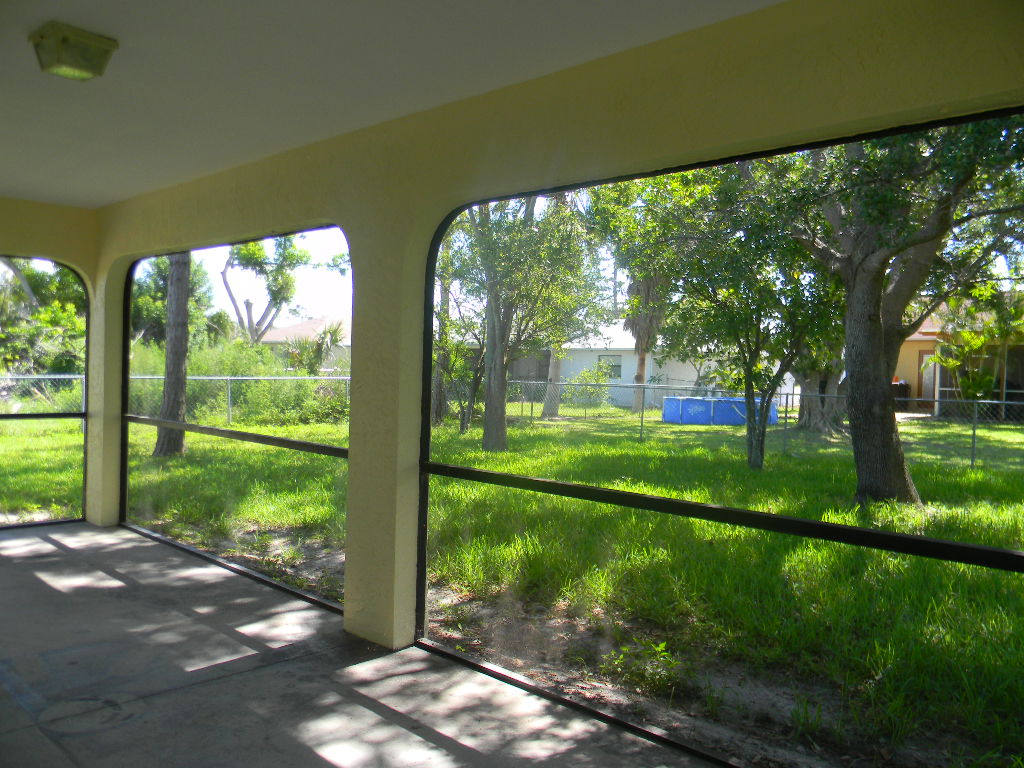 4121 SW 14th PL, Cape Coral, FL 33914
