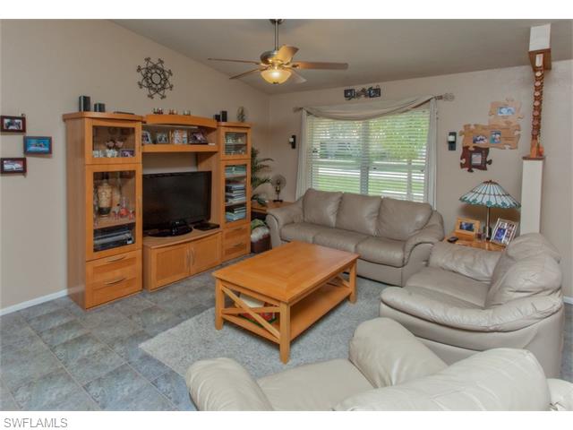 4345 SW 6th PL, Cape Coral, FL 33914