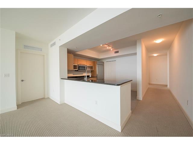 3000 Oasis Grand BLVD, Fort Myers, FL 33916
