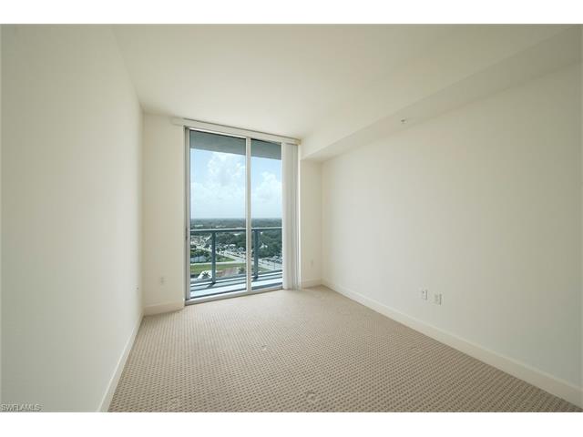 3000 Oasis Grand BLVD, Fort Myers, FL 33916